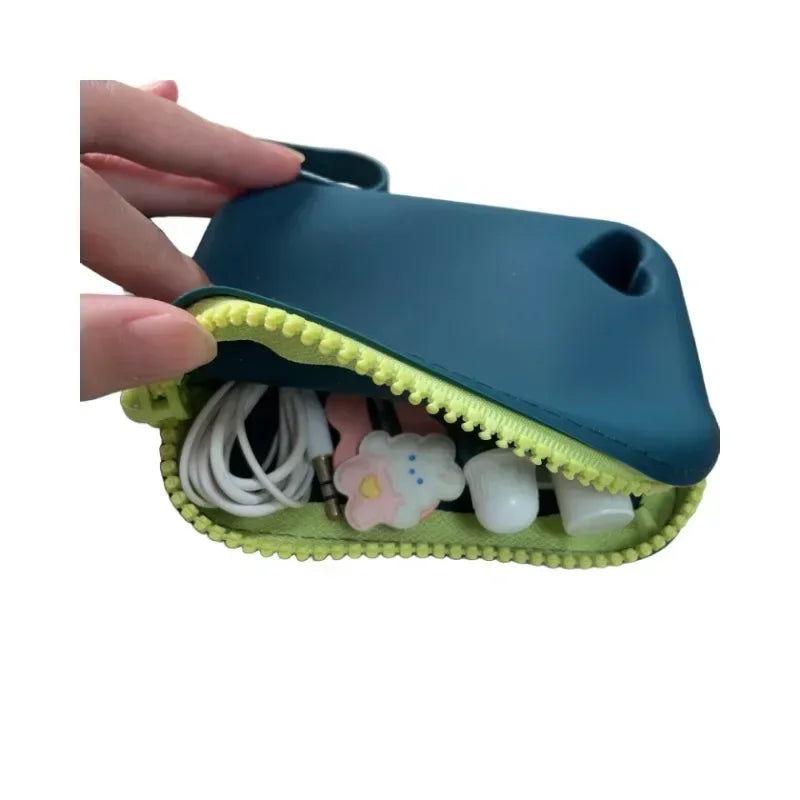 Silicone Dog Treat Pouch Portable Snack Pack For Training