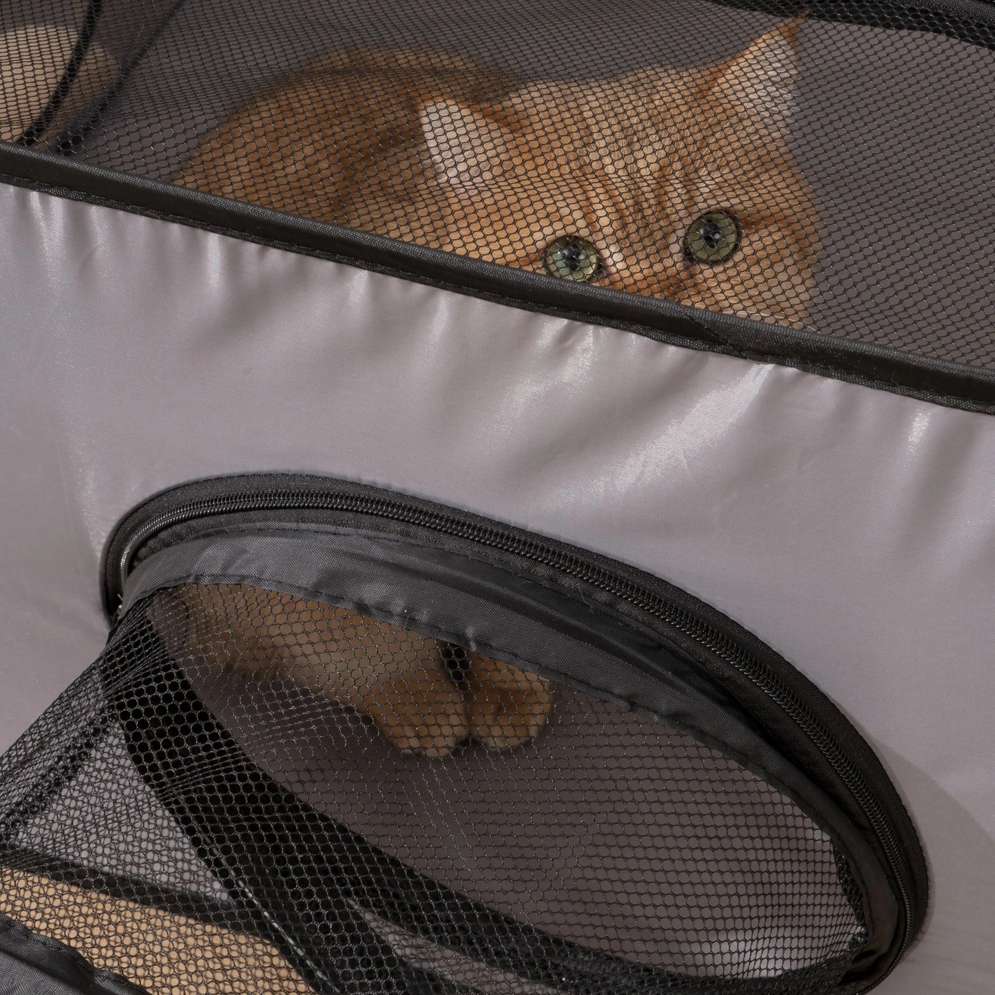 Foldable Pet Nest With Play Tunnel In Hard Oxford Cloth