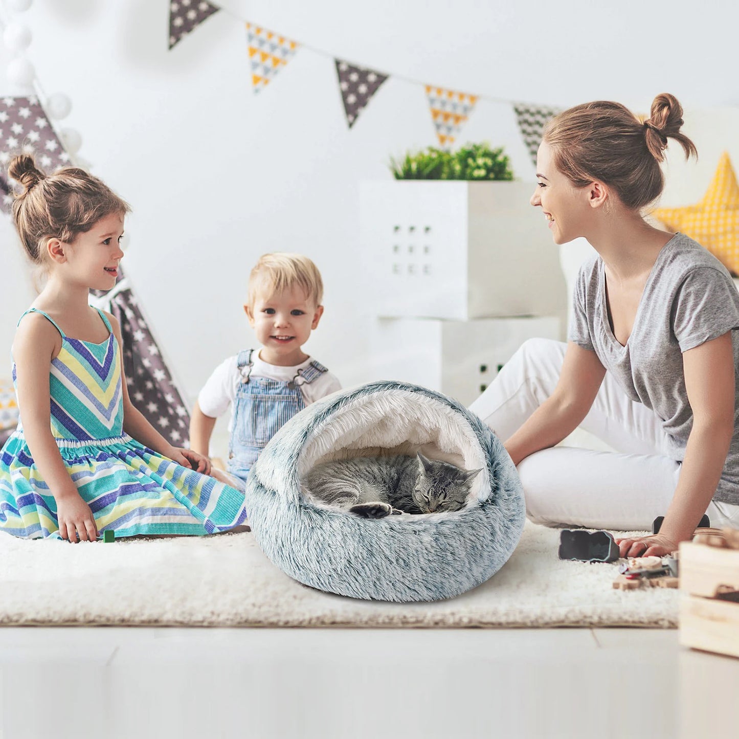 Closure Cat Nest Bed Soft Semi Enclosed Pet House Cats